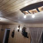 Полилеи от автентични дъбови бъчви с 3  ръчно изработени дървени чашки!