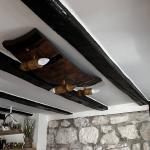 Полилеи от автентични реставирани дъбови бъчви с 3 ръчно изработени дървени чашки-конус!