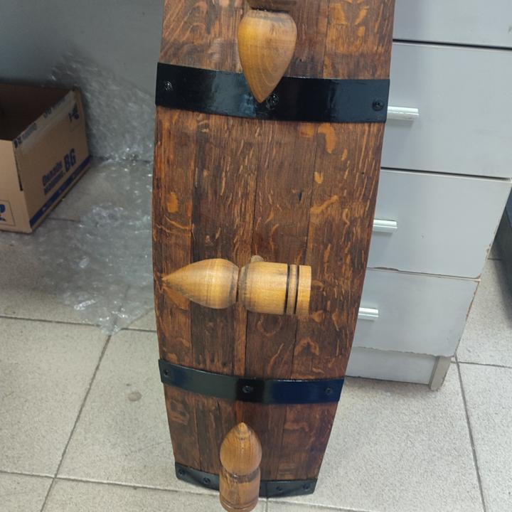 Полилеи от автентични реставирани дъбови бъчви с 3 ръчно изработени дървени чашки-конус!