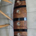 Полилеи от автентични реставрирани дъбови бъчви с 5 ръчно изработени дървени чашки!