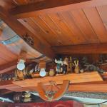 Полилеи от автентични дъбови бъчви с 3  ръчно изработени дървени чашки!