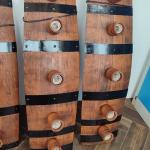 Полилеи от автентични реставрирани дъбови бъчви с 5 ръчно изработени дървени чашки!